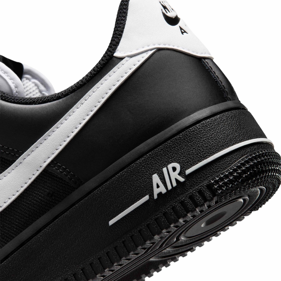 【2026年 6/17 発売】NIKE AIR FORCE 1 07 LOW SE HRDWR “Black/Metallic Silver” (ナイキ エア フォース 1 ロー “ブラック/メタリックシルバー”) [IV4721-001]