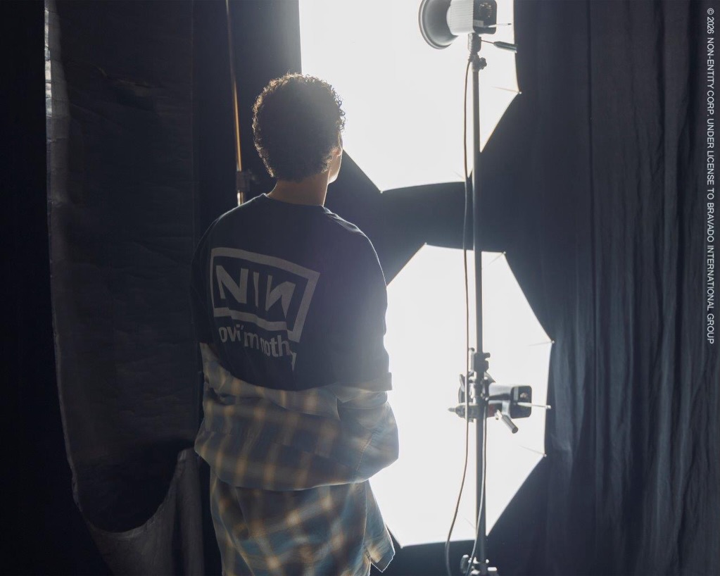 NINE INCH NAILS for monkey time コラボレーションTシャツが2026年 6/5 発売 (ナイン・インチ・ネイルズ モンキータイム)