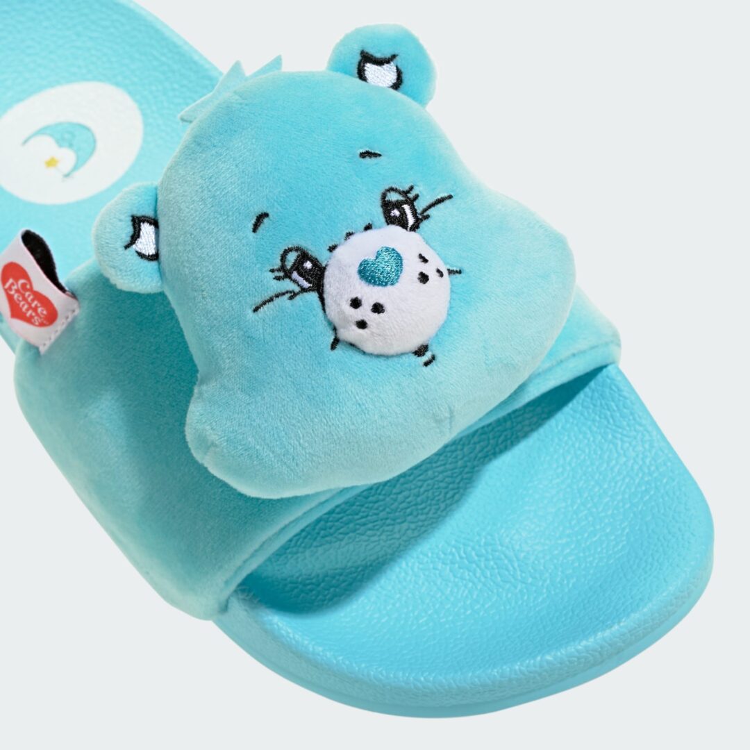 【2026年 6月 発売予定】Care Bears x adidas Originals adilette Slide (ケアベア アディダス オリジナルス アディレッタ スライド サンダル) [KH9953/KH9954/KH9955/KH9956/KH9957]
