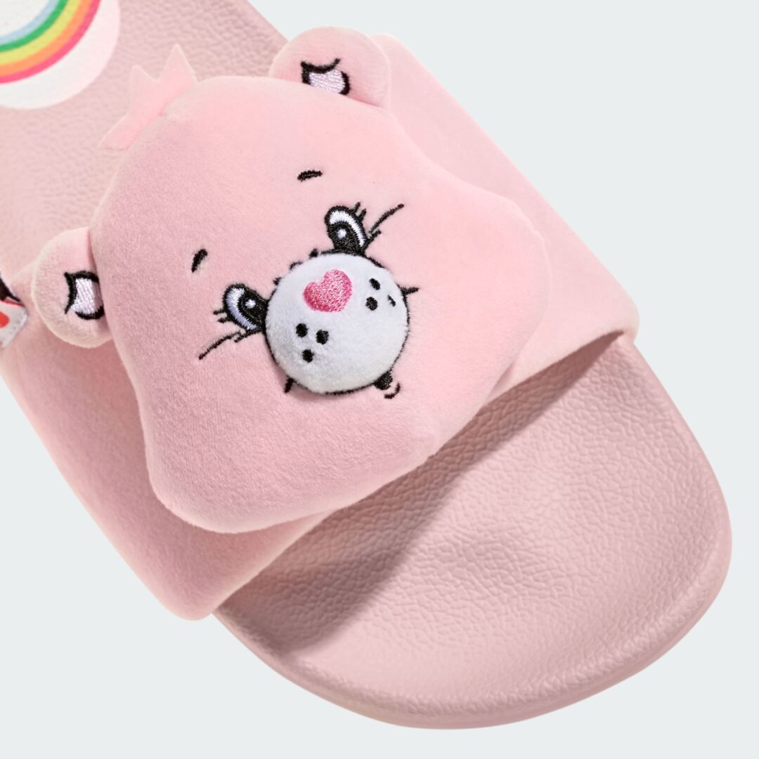 【2026年 6月 発売予定】Care Bears x adidas Originals adilette Slide (ケアベア アディダス オリジナルス アディレッタ スライド サンダル) [KH9953/KH9954/KH9955/KH9956/KH9957]