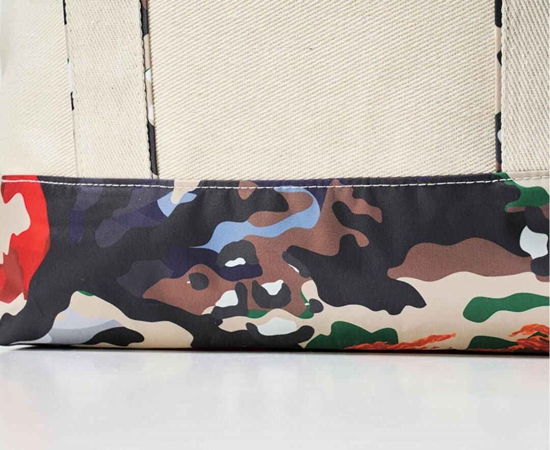 宝島社『smart』8月・9月合併号で大特集＆特別付録「A BATHING APE ハイブリッドカモ柄 大容量トートバッグ」が発売 (スマート ア ベイシング エイプ)