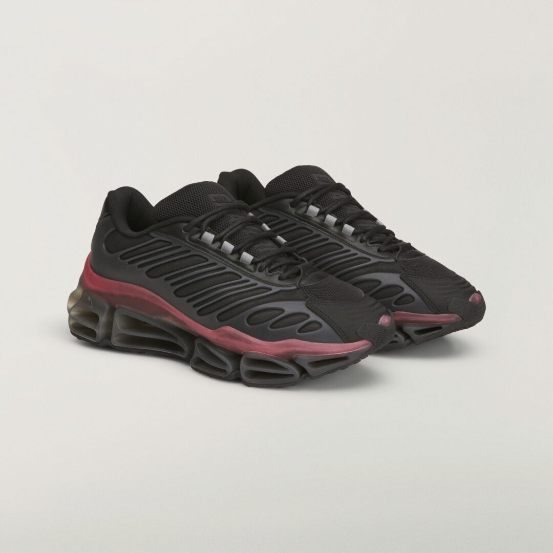 【2026年 6/10 発売】Willy Chavarria × adidas Originals 2026 SS MEGARIDE AG “Core Black/Red” (ウィリーチャバリア アディダス オリジナルス メガライド “ブラック/レッド”) [KJ2041]