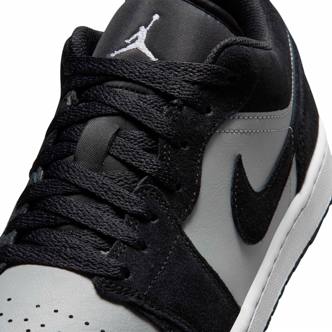 【2026年 6/8 発売】NIKE AIR JORDAN 1 LOW “Black/Light Smoke Grey/White” (ナイキ エア ジョーダン ロー “ブラック/ライトスモークグレー/ホワイト”) [553558-048]
