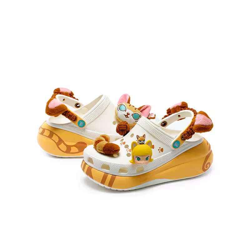 Crocs x POP MART「MOLLY / モリー」の20周年を記念したコラボレーションが2026年 6/18 発売 (クロックス ポップマート)
