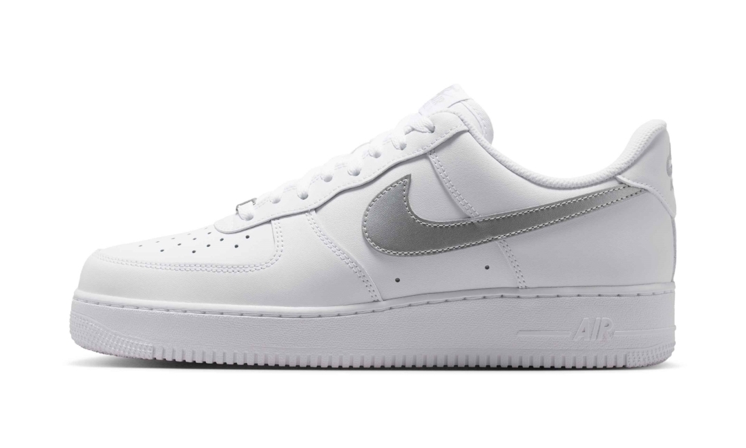 【2026年 6/18 発売】NIKE AIR FORCE 1 07 LOW “White/Metallic Silver” (ナイキ エア フォース 1 ロー “クホワイト/メタリックシルバー”) [FJ4146-134]