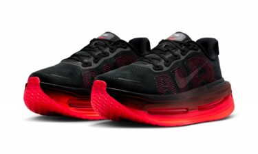 【2026年 7/1 発売予定】NIKE VOMERO PREMIUM “Black/Bright Crimson” (ナイキ ボメロ プレミアム “ブラック/ブライトクリムゾン”) [HQ2050-002]