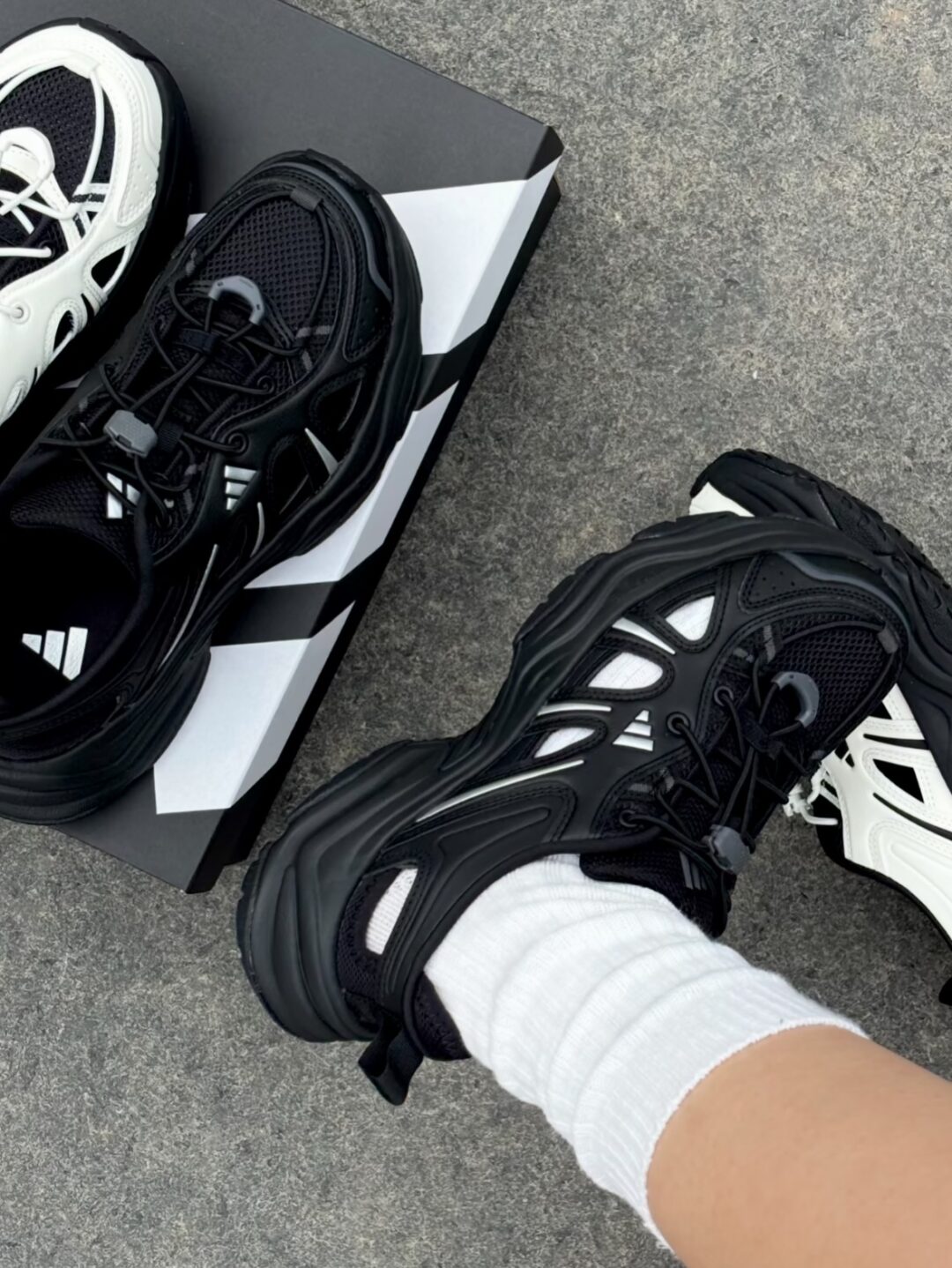 【海外発売】adidas Originals XLG FIN PULSE SANDALS (アディダス オリジナルス エクストララージ フィン パルス サンダル) [LA1993/LA1994/LA1995/KH6917]