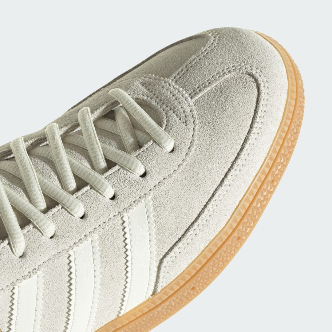 【2026年 6/5 発売】リオネル・メッシ × アディダス オリジナルス ハンドボール スペツィアル “アイボリー” (Lionel Messi adidas Originals HANDBALL SPEZIAL “Ivory”) [KI4549]
