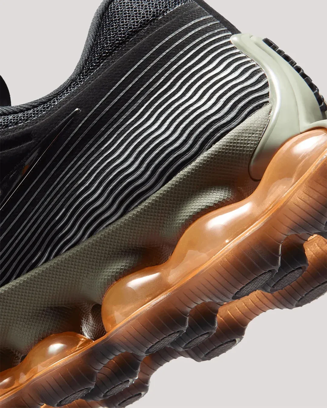 【2026年 7/23 発売予定】NIKE AIR LIQUID MAX “Black/Metallic Silver” (ナイキ エア リキッド マックス “ブラック/メタリックシルバー”) [IQ7635-002]