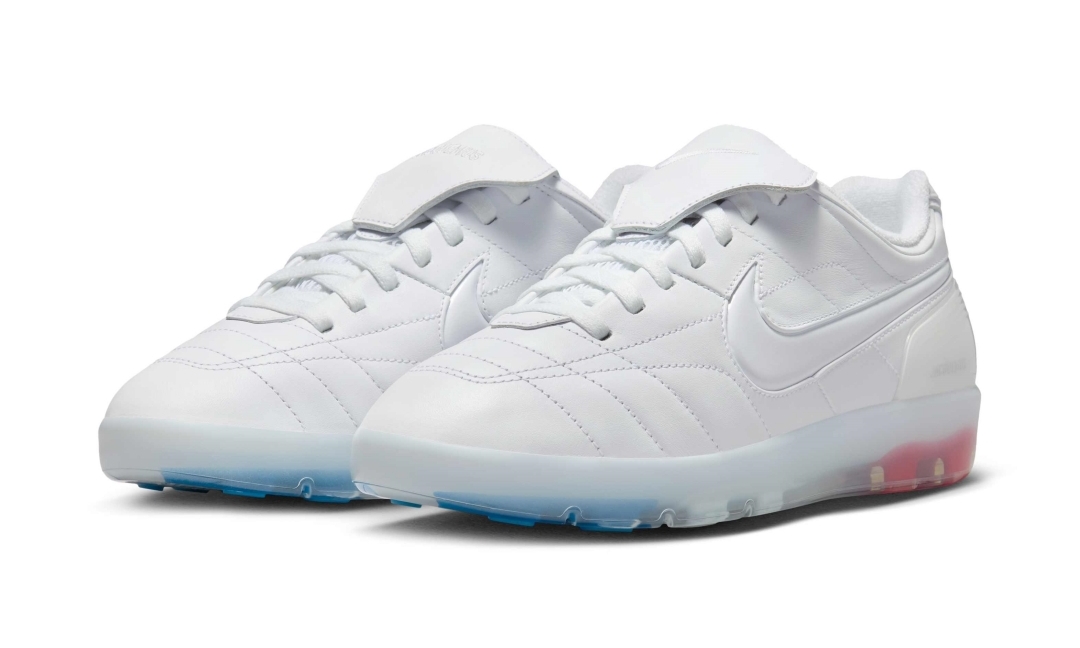 【国内 2026年 6/13 & 6/16 発売】Jacquemus × NIKE CRYOSHOT “X2: NIKE ’26 COLLAB KITS/White” (ジャックムス ナイキ クライオショット “コラボキット/ホワイト”) [IO0619-100]