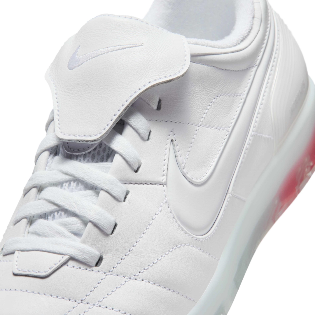 【国内 2026年 6/13 & 6/16 発売】Jacquemus × NIKE CRYOSHOT “X2: NIKE ’26 COLLAB KITS/White” (ジャックムス ナイキ クライオショット “コラボキット/ホワイト”) [IO0619-100]