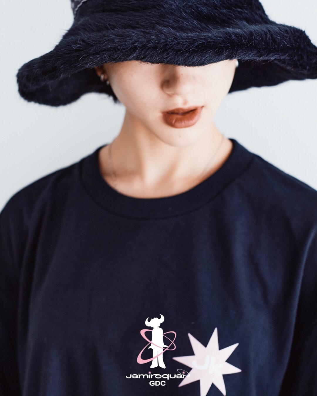 GDC × Jamiroquai コラボT-shirtsが2026年 6/13 発売 (ジーディーシー ジャミロクワイ)