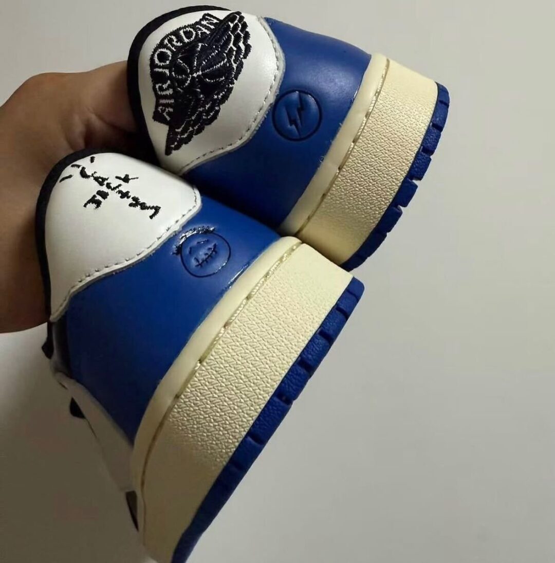 【未発売】FRAGMENT × Travis Scott × NIKE AIR JORDAN 1 LOW SP “Black/Sail/Sports Royal” (フラグメント トラヴィス・スコット ナイキ エア ジョーダン ロー “ブラック/セイル/スポーツロイヤル”) [DM7866-014]