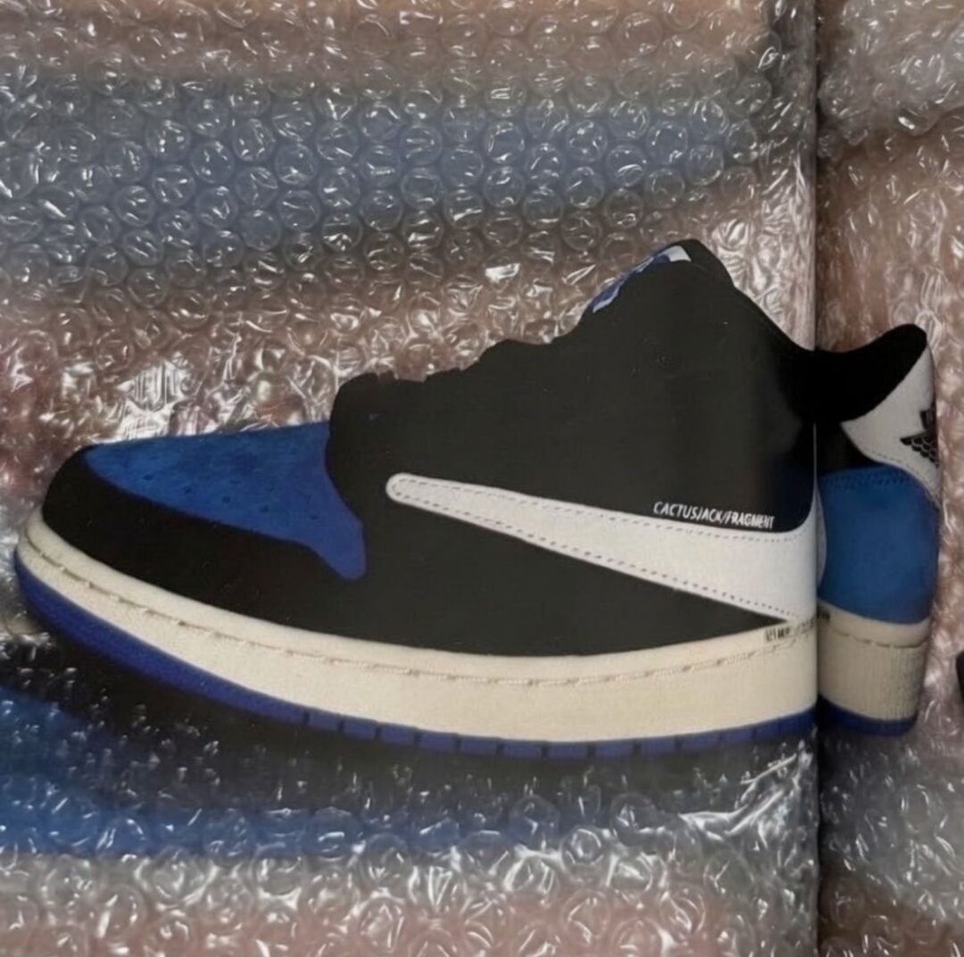 【未発売】FRAGMENT × Travis Scott × NIKE AIR JORDAN 1 LOW SP “Black/Sail/Sports Royal” (フラグメント トラヴィス・スコット ナイキ エア ジョーダン ロー “ブラック/セイル/スポーツロイヤル”) [DM7866-014]