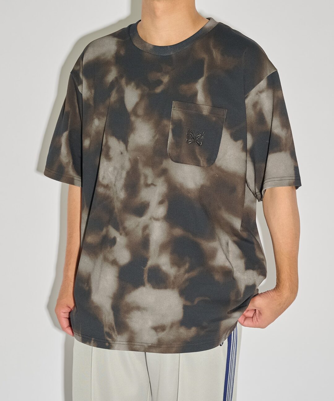 NEEDLES × STUDIOUS 2026 別注 “Tie Dye S/S Tee“が発売 (ニードルズ ステュディオス)