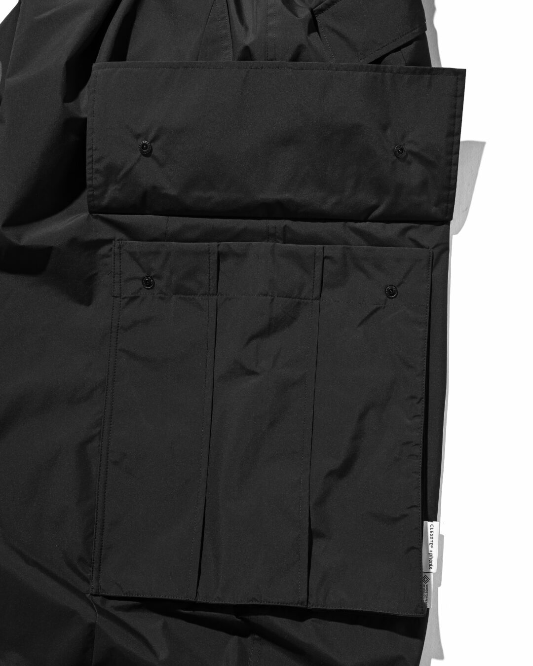 CLESSTE × Plus Phenix 2026 SS 別注 “WINDSTOPPER by GORE-TEX LABS CITY MEGA POCKET BALLOON CARGO PANTS”が7/1 発売 (クレスト プラスフェニックス ゴアテックス ウィンドストッパー パンツ)