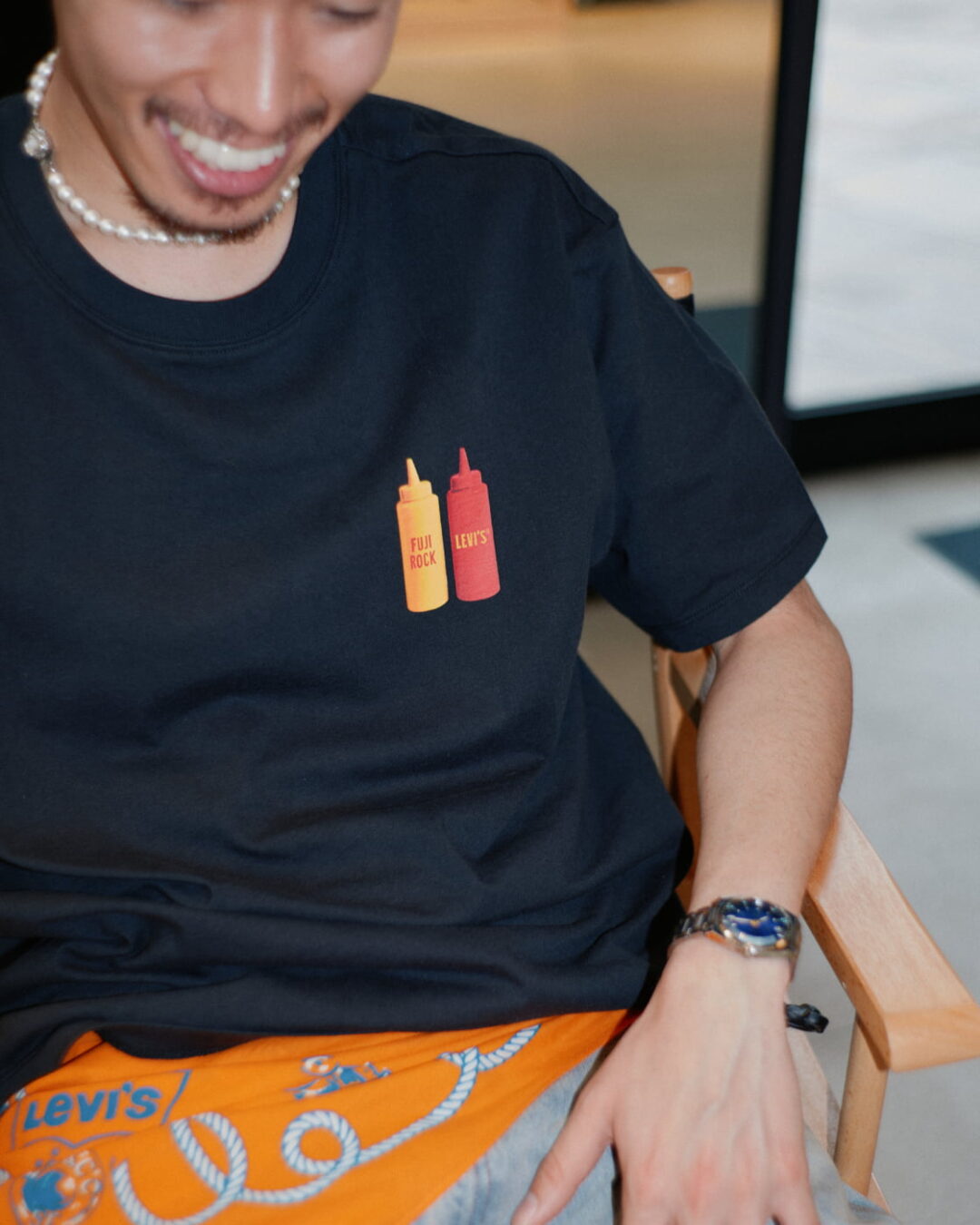 Levi’s × FUJI ROCK FESTIVAL 26 オフィシャルTシャツが2026年 7/2 & 7/3 発売 (リーバイス フジロック・フェスティバル)