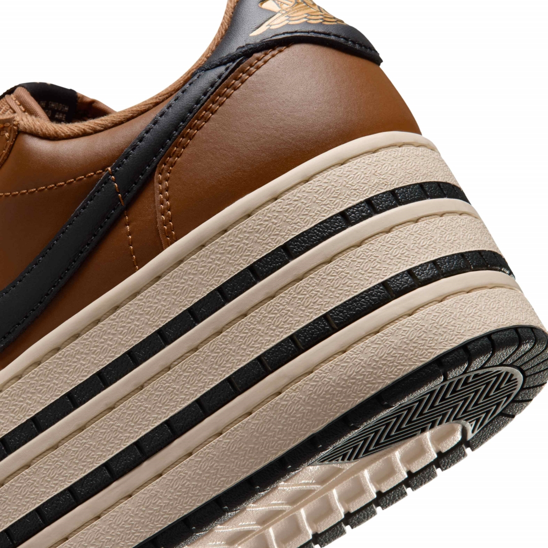 【2026年 発売予定】NIKE W AIR JORDAN 1 TRIPLE STACK “Light British Tan/Metallic Gold” (ナイキ エア ジョーダン トリプルスタック “ライトブリティッシュタン/メタリックゴールド”) [IV5086-200]