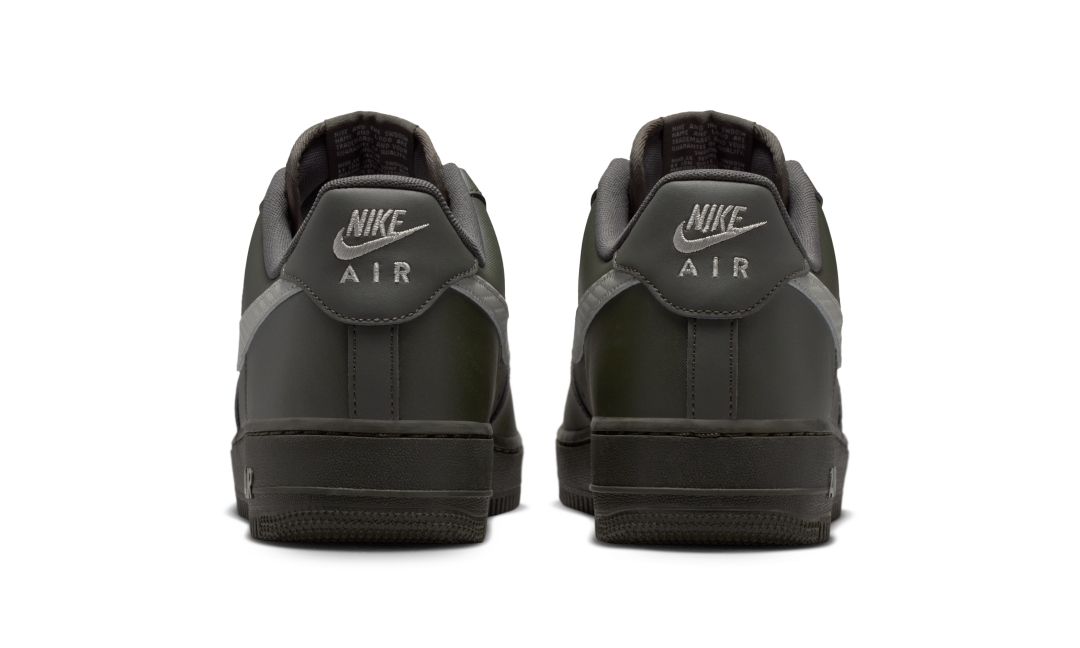 【2026年 6/27 発売】NIKE AIR FORCE 1 07 LOW “Newsprint/College Grey” (ナイキ エア フォース 1 ロー “ニュースプリント/カレッジグレー”) [IV5732-001]