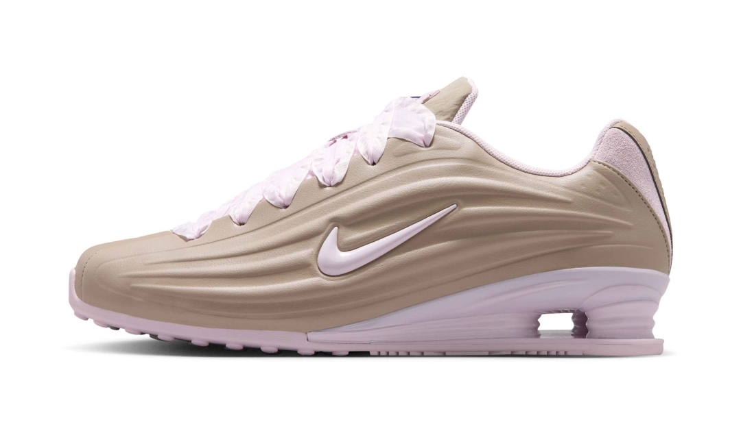 【2026年 6/15 発売】NIKE W SHOX Z “Enigma Stone/Bleached Dry Rack” (ナイキ ショックス ゼット “エニグマストーン/ブリーチドライラック”) [IV6171-001]