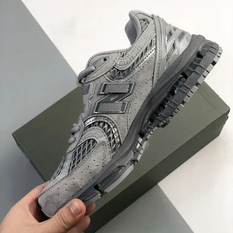 【2026年 発売予定】New Balance 1954R “Grey” (ニューバランス)
