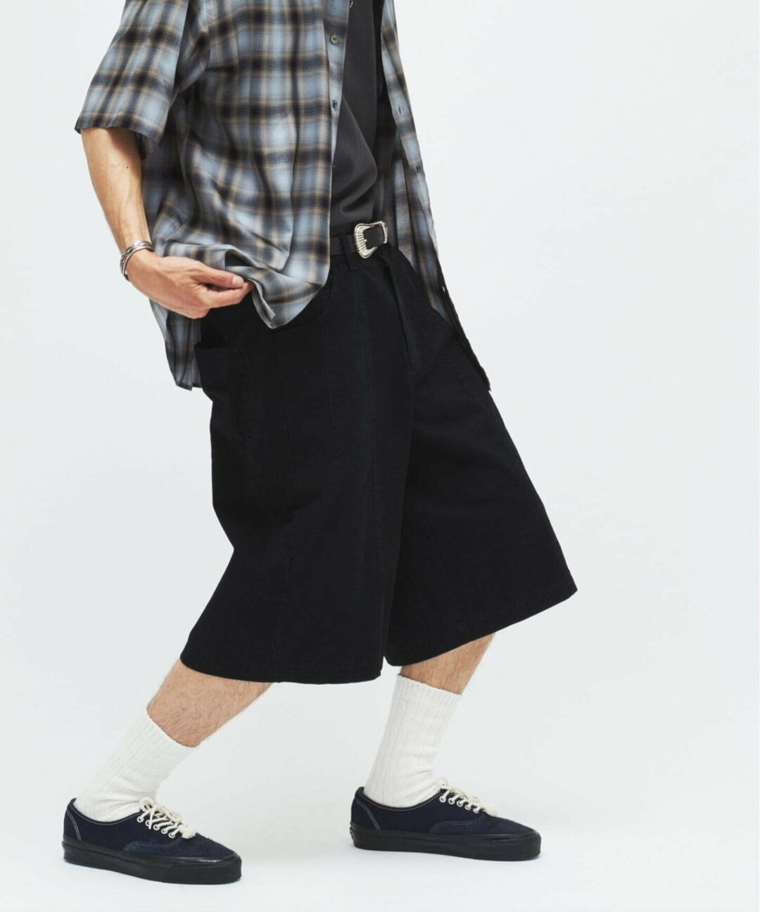 JOURNAL STANDARD “ヴィンテージツイル ワーク クォーターショーツ”が発売 (ジャーナルスタンダード)