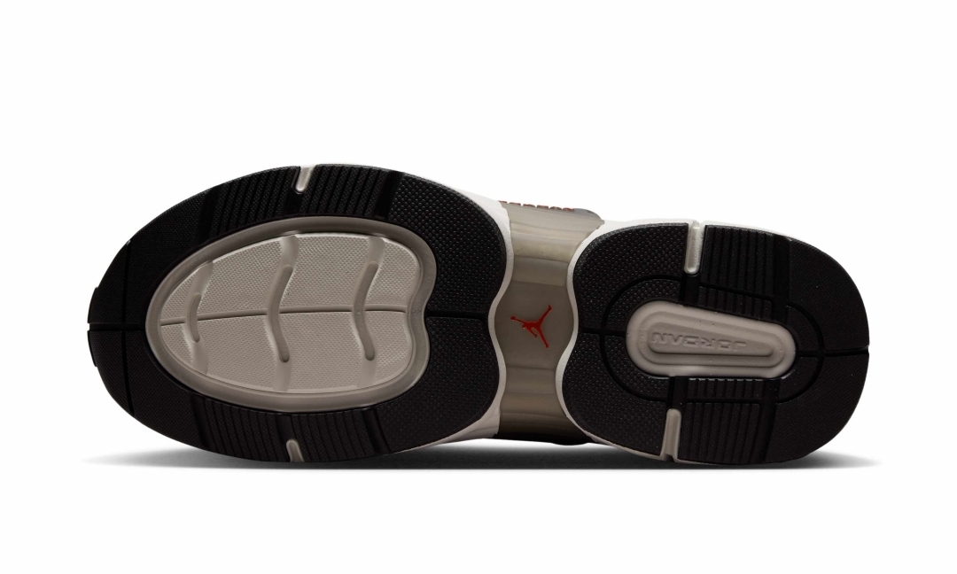 【2026年 6/8 発売】NIKE JORDAN TRUNNER O/S “Palomino/Black” (ナイキ ジョーダン トランナー “パラミノ/ブラック”) [IB3722-202]