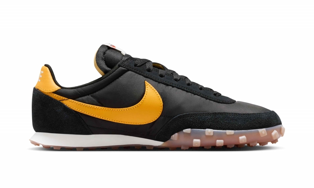 【2026年 6/7 発売】NIKE WAFFLE RACER “Black/University Gold” (ナイキ ワッフル レーサー “ブラック/ユニバーシティゴールド”) [IM8658-101]