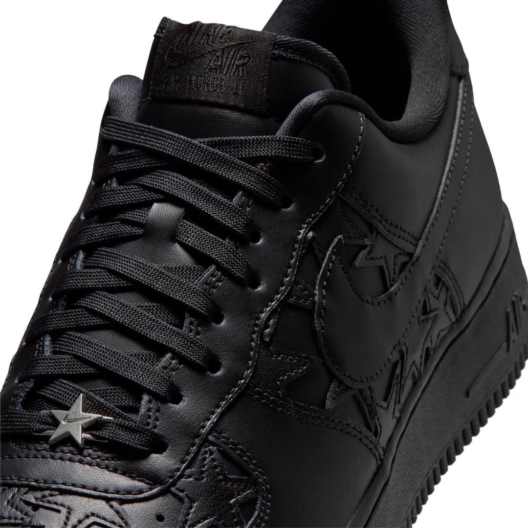 【2026年 発売予定】NIKE AIR FORCE 1 LOW “Black Stars” (ナイキ エア フォース 1 ロー “ブラックスターズ”) [IM5750-001]