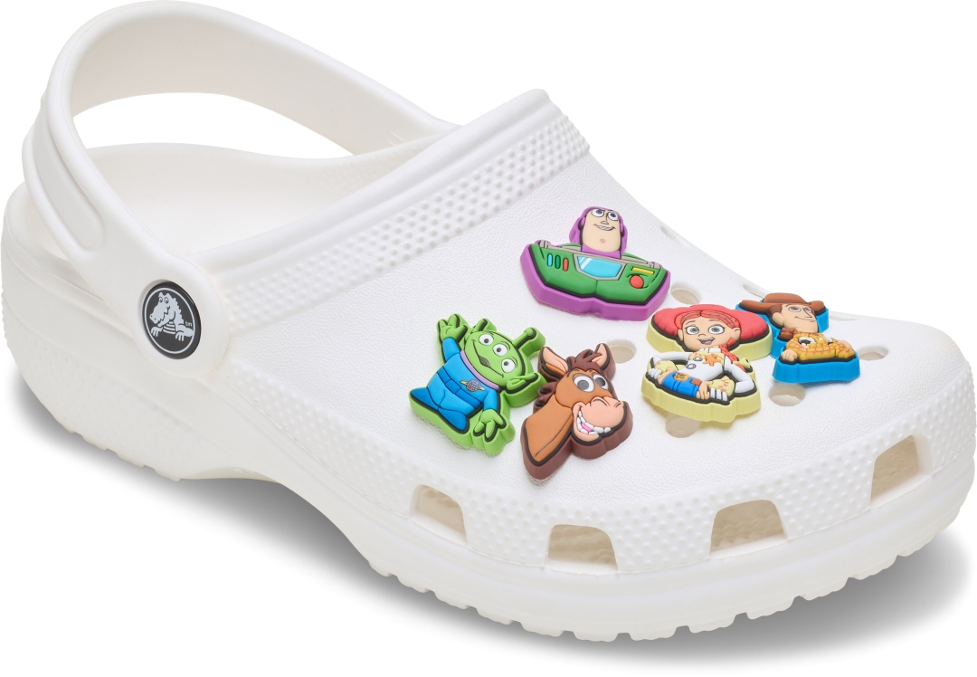 トイ・ストーリー × クロックス 最新コラボが2026年 6/17 発売 (Crocs Toy Story)