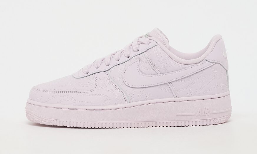 【2026年 発売予定】NIKE W AIR FORCE 1 07 LOW  PREMIUM “Bleached Lilac” (ナイキ エア フォース 1 ロー プレミアム “ライラック”) [IO4842-500]