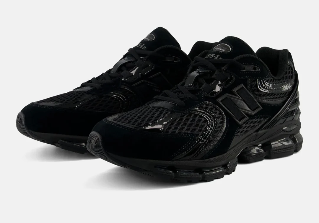 【2026年 発売予定】New Balance 1954R “Triple Black” (ニューバランス)