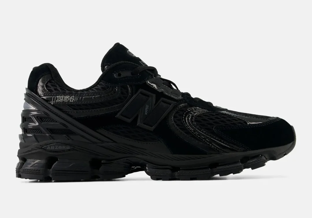 【2026年 発売予定】New Balance 1954R “Triple Black” (ニューバランス)
