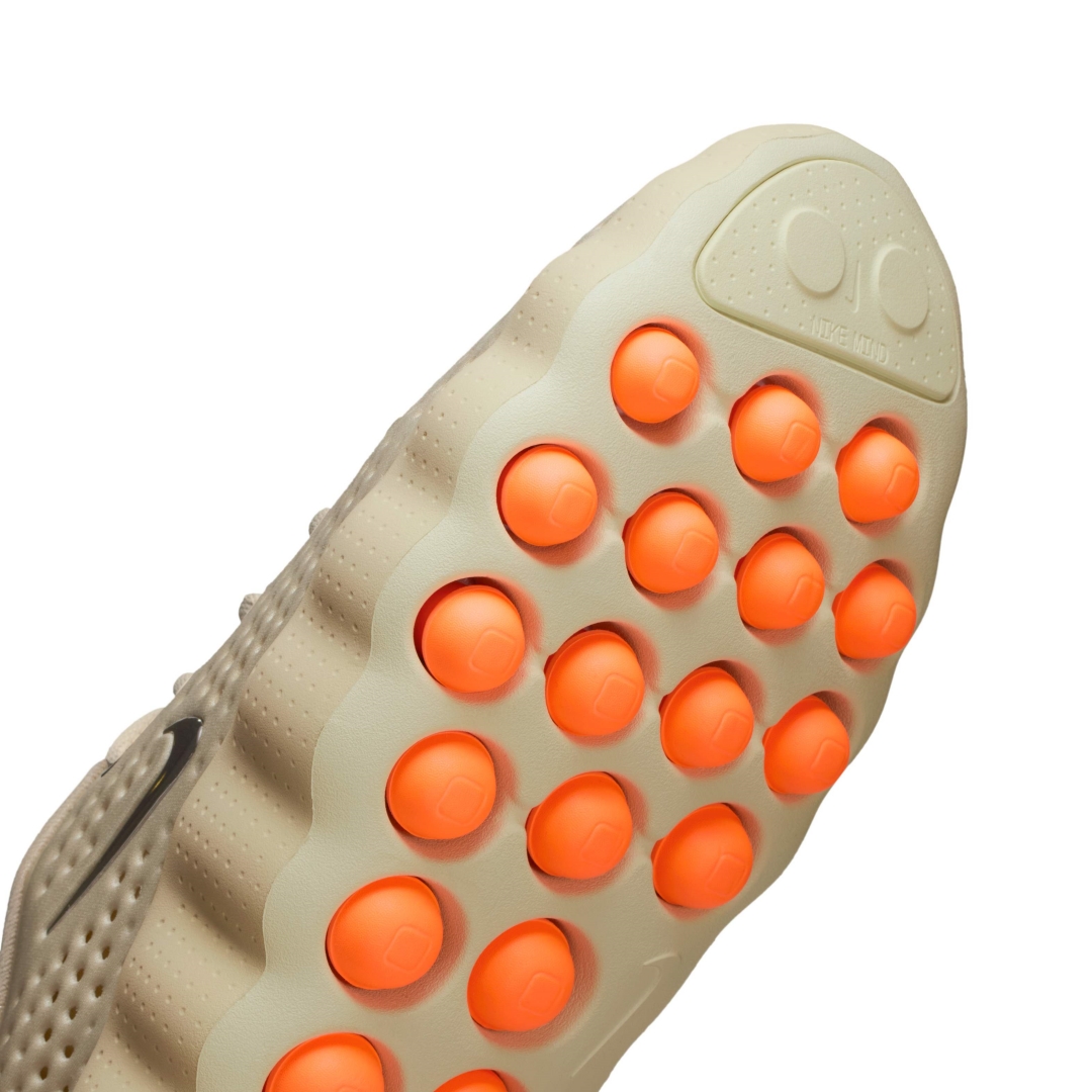 【2026年 発売】NIKE MIND 002 “Light Khaki/Desert Khaki” (ナイキ マインド “ライトカーキ/デザートカーキ”) [HQ4308-200]