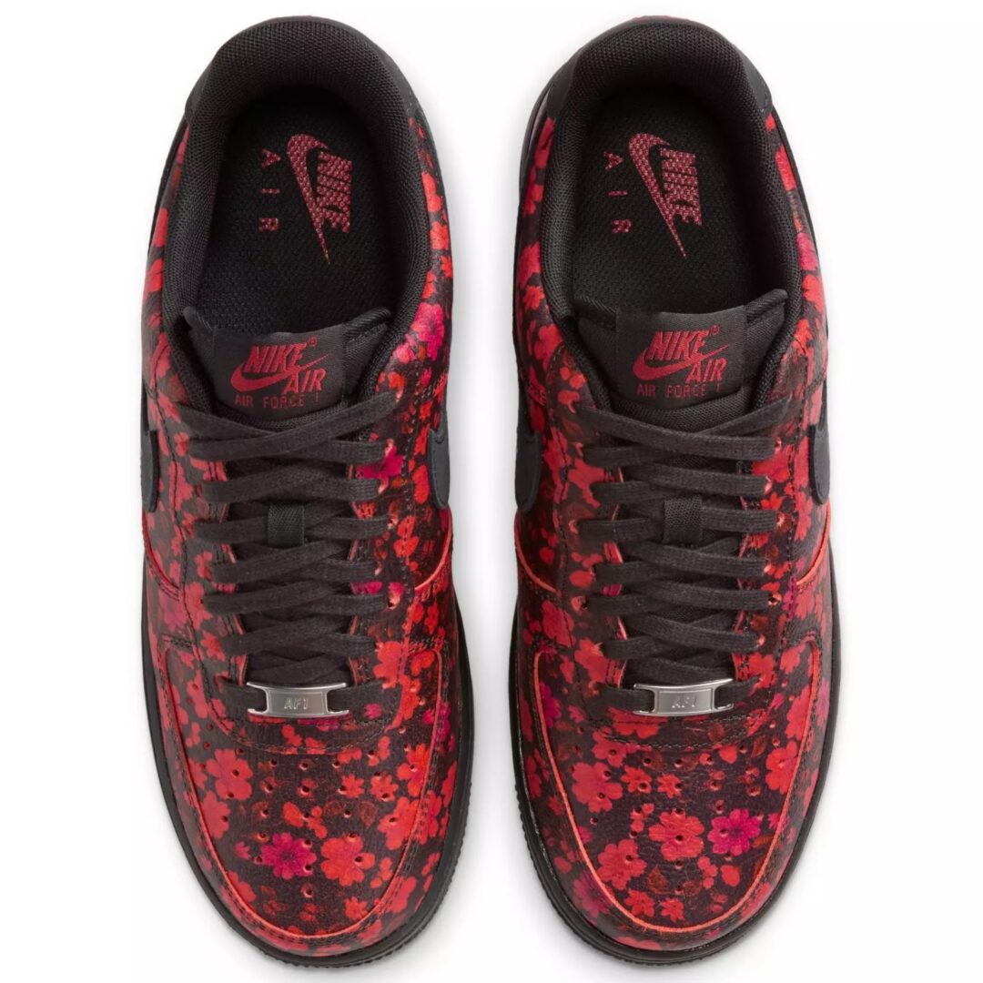 【2026年 発売】LIBERTY × NIKE AIR FORCE 1 LOW QS “Floral/Light Crimson/Black” (リバティ ナイキ エア フォース ロー “フローラル/ライトクリムゾン/ブラック”) [744067-600]