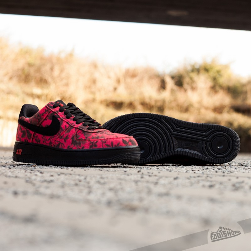 【2026年 発売】LIBERTY × NIKE AIR FORCE 1 LOW QS “Floral/Light Crimson/Black” (リバティ ナイキ エア フォース ロー “フローラル/ライトクリムゾン/ブラック”) [744067-600]