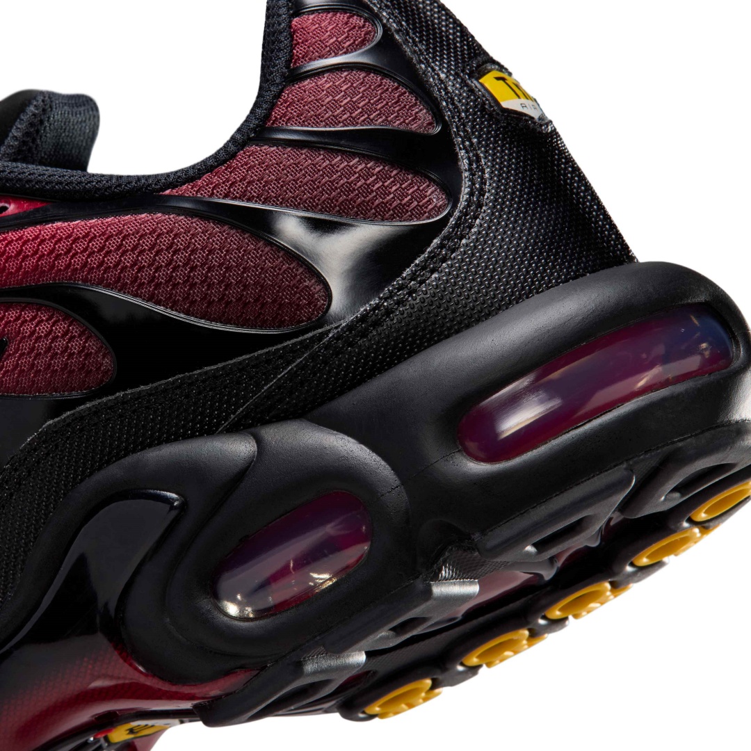 【2026年 8/8 発売】NIKE AIR MAX PLUS “Tough Red/Black” (ナイキ エア マックス プラス “タフレッド/ブラック”) [DM0032-601]