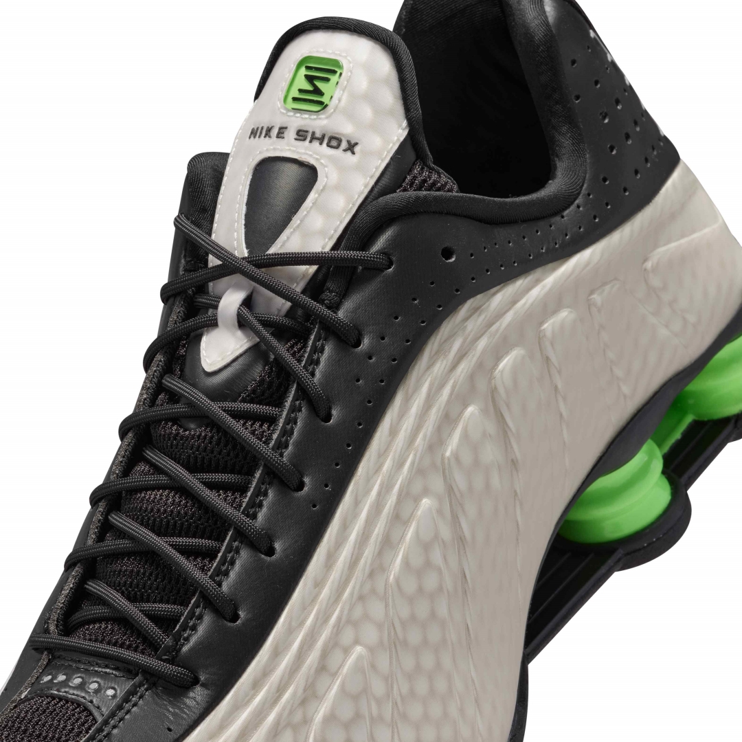 【2026年 8/8 発売】NIKE SHOX R4 SP “Black/Lime Glow” (ナイキ ショックス “ブラック/ライムグロー”) [IR1946-001]