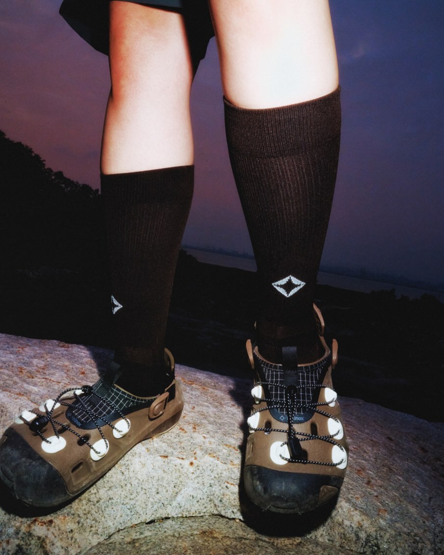 Helinox x Crocs “Quick Trail Clog”が2027年 7/27 発売 (ヘリノックス クロックス “クイック トレイル クロッグ”)