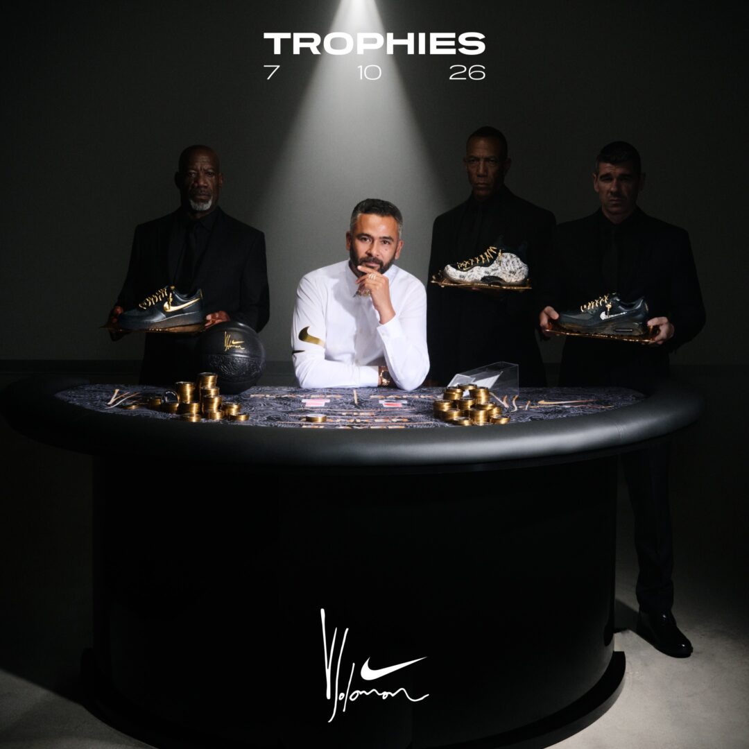 【海外 2026年 7/10 発売】Victor Solomon x NIKE "Trophies Collection - Black/Metallic Gold" (ヴィクター・ソロモン ナイキ "トロフィーコレクション") [IR2076-001/IR2074-002/IR2077-001]