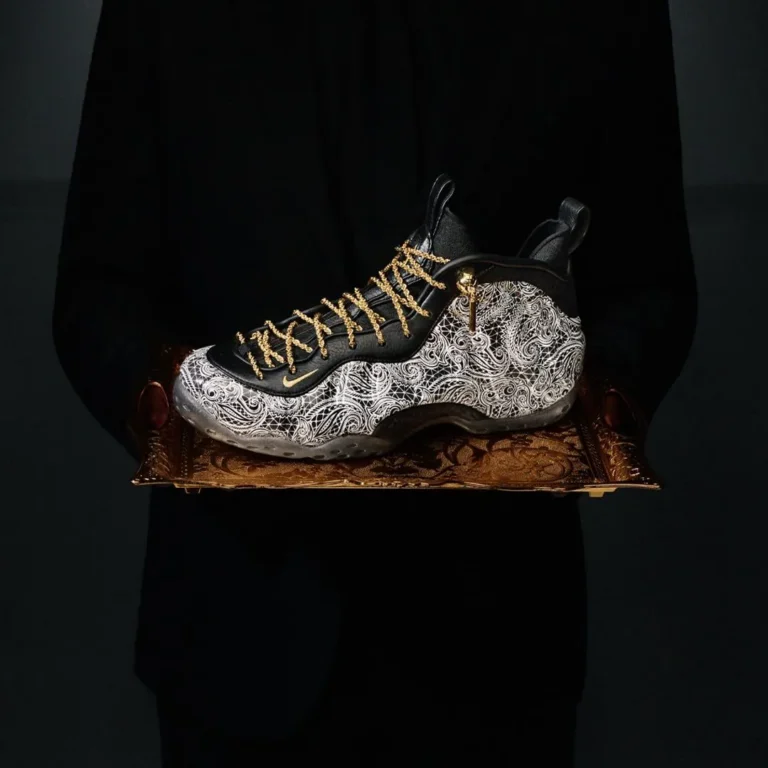 【海外 2026年 7/10 発売】Victor Solomon x NIKE “Trophies Collection – Black/Metallic Gold” (ヴィクター・ソロモン ナイキ “トロフィーコレクション”) [IR2076-001/IR2074-002/IR2077-001]