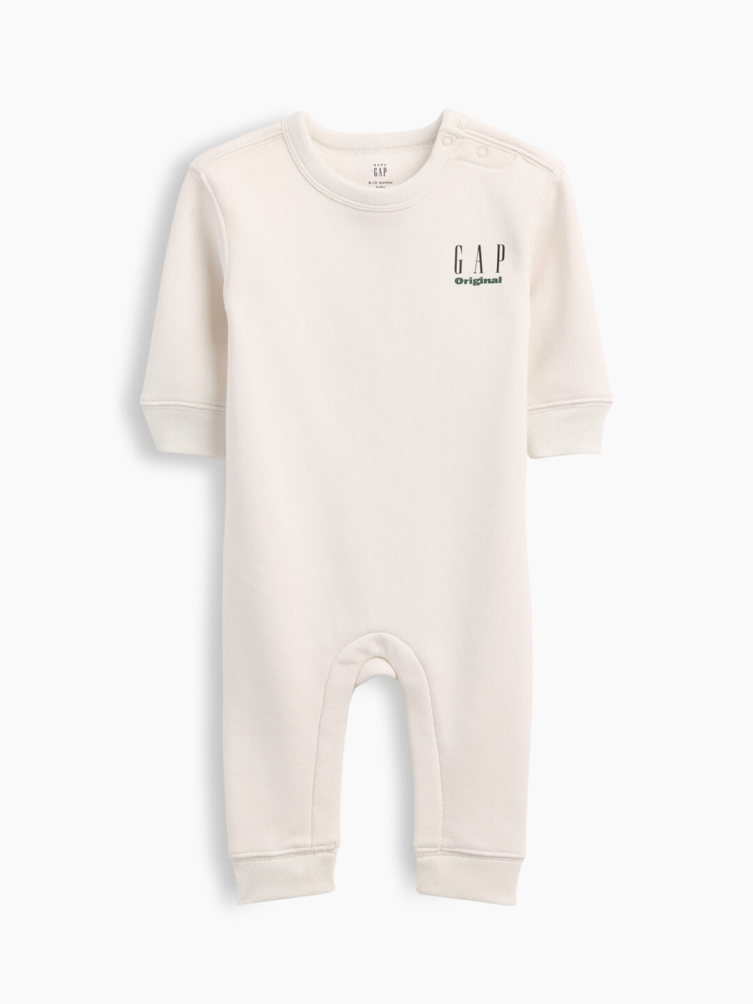 Gap、90年代のアーカイブロゴから着想を得たスウェットコレクションが発売 (ギャップ)