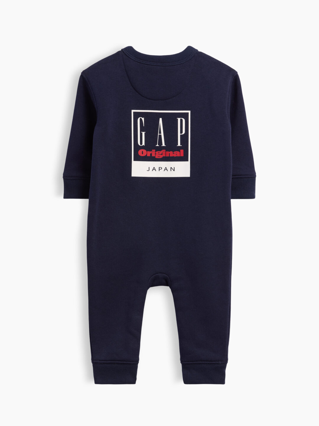 Gap、90年代のアーカイブロゴから着想を得たスウェットコレクションが発売 (ギャップ)