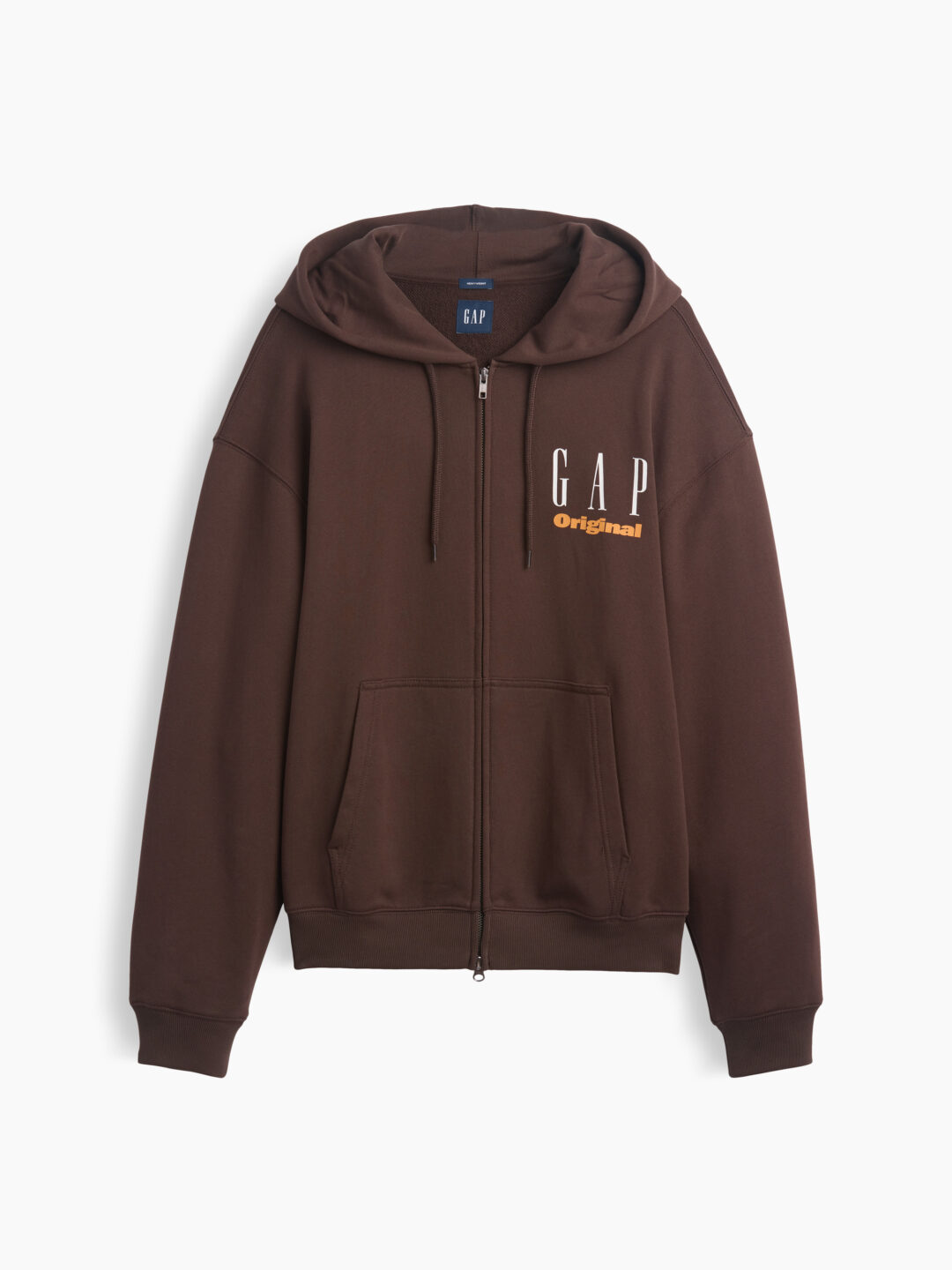 Gap、90年代のアーカイブロゴから着想を得たスウェットコレクションが発売 (ギャップ)