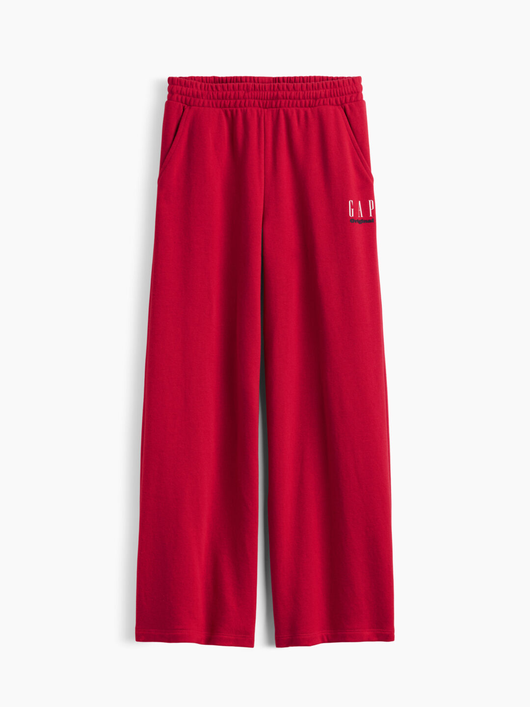 Gap、90年代のアーカイブロゴから着想を得たスウェットコレクションが発売 (ギャップ)