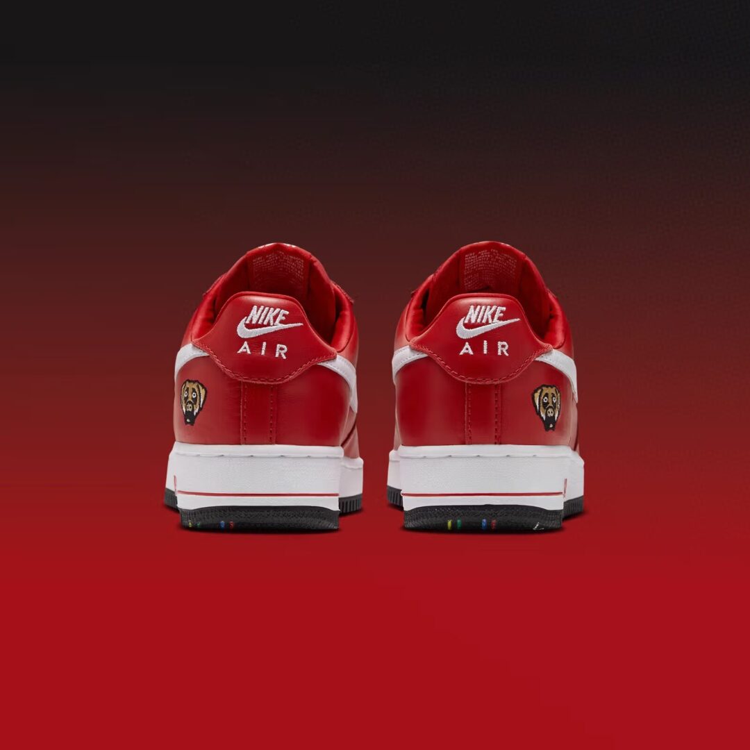 【2026年 8/6 発売予定】VICTOR VICTOR WORLDWIDE x NIKE AIR FORCE 1 01 LOW “Red/White” (ヴィクター・ヴィクター・ワールドワイド ナイキ エア フォース 1 ロー “レッド/ホワイト”) [IV3238-600]