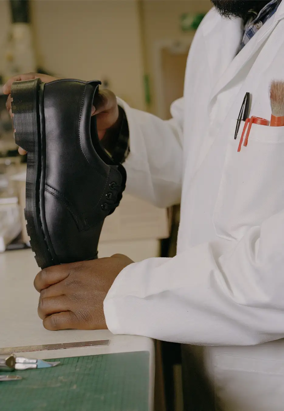 Dr. Martens × MHL. 初となるコラボレーション「1461」が2026年 7/16 発売予定 (ドクターマーチン エムエイチエル)