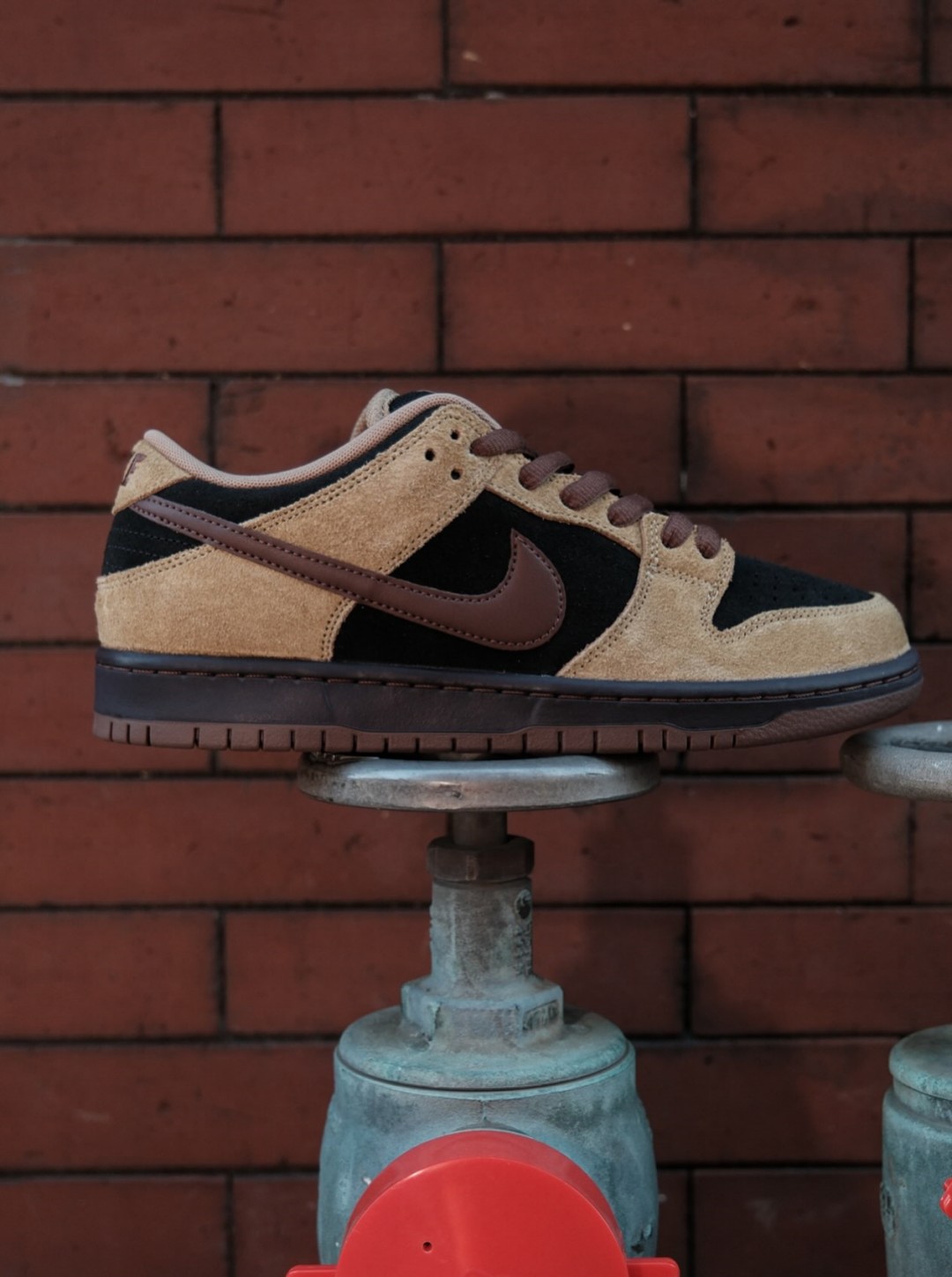 【2026年 10/4 & 10/6 発売】NIKE SB DUNK LOW PRO “Filbert/Light Chocolate” (ナイキ ダンク ロー プロ “フィルバート/ライトチョコレート”) [HQ1625-201]