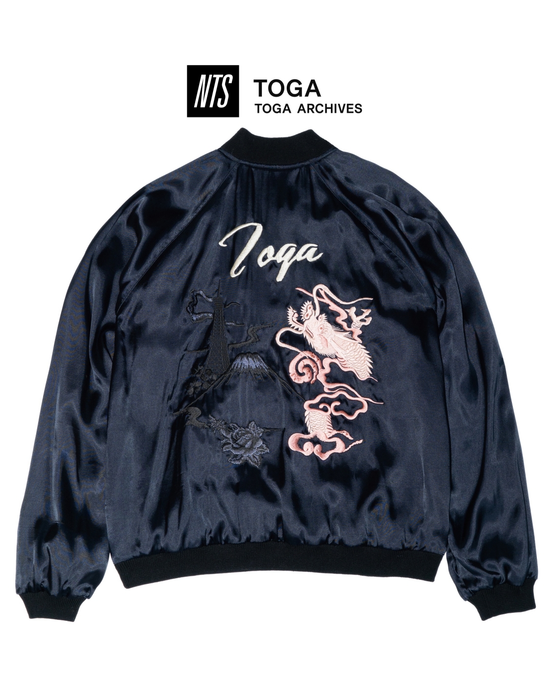 TOGA x NTS Radio capsule collectionが2026年 7/31 発売 (トーガ エヌティエス ラジオ)