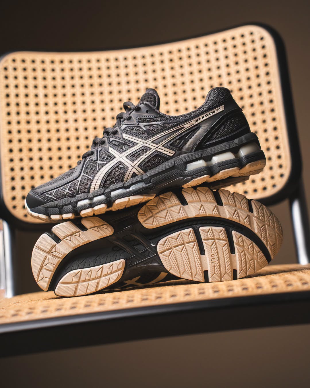 【2026年 7/16 発売】ASICS GEL-KAYANO 20 “Obsidian Grey/Oatmeal” (アシックス ゲルカヤノ) [1203A388.027]